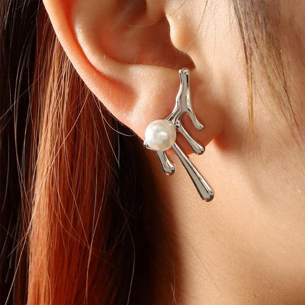 stud ins creative and fashionable metal lava drops white imitation pearl earrings women's ear ornaments jewelry accessories gifts, Golden;silver
stud ins creative and fashionable metal lava drops white imitation pearl earrings women's ear ornaments jewelry accessories gifts, Golden;silver