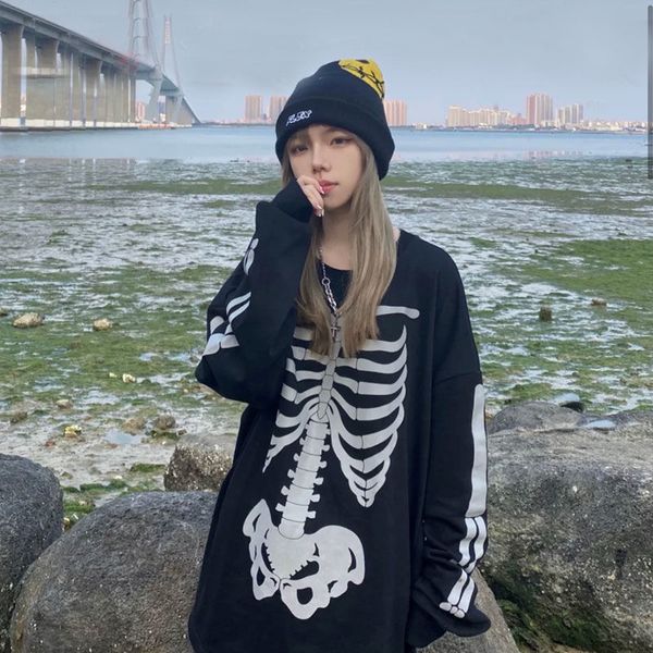 2021 new skull print street hip-hop couple long-sleeved t-shirt graphic t shirts harajuku y2k women shirts goth clothes, White
2021 new skull print street hip-hop couple long-sleeved t-shirt graphic t shirts harajuku y2k women shirts goth clothes, White
