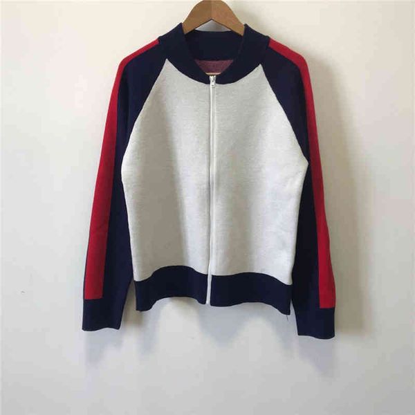 2022 factory wholesale new model d home autumn winter long sleeve contrast color back love letter baseball jersey knitted cardigan jacket wo, White;black
2022 factory wholesale new model d home autumn winter long sleeve contrast color back love letter baseball jersey knitted cardigan jacket wo, White;black
