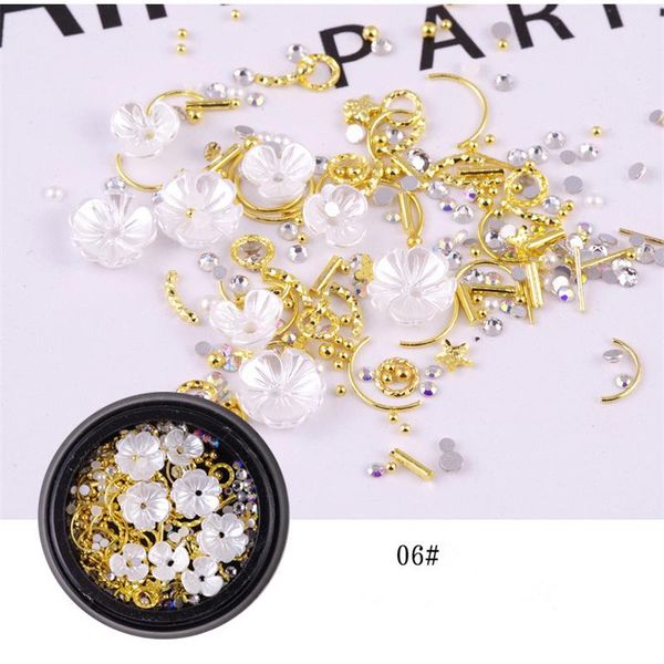nail art rhinestone rivet slice shell metal irregular flakes geometric shape pattern hollow manicure decorations 6 styles, Silver;gold
nail art rhinestone rivet slice shell metal irregular flakes geometric shape pattern hollow manicure decorations 6 styles, Silver;gold