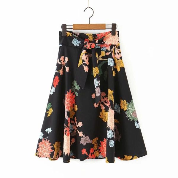 skirts vintage flower printing bowknot decoration women midi skirt 2021 fashion casual lady loose a-line p1592, Black
skirts vintage flower printing bowknot decoration women midi skirt 2021 fashion casual lady loose a-line p1592, Black