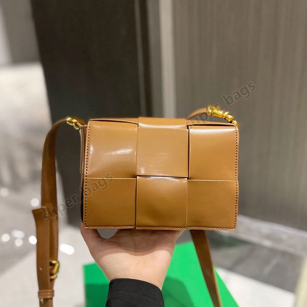 designer bag intreccio braided genuine leather crossbody bags women luxury knitting handbag delicate 11 colors purse 16cm
designer bag intreccio braided genuine leather crossbody bags women luxury knitting handbag delicate 11 colors purse 16cm