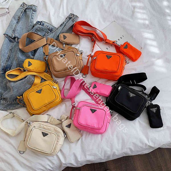 2021 shoulder bags totes cross body saffiano re-edition famous designer lady fashion handbags casual
2021 shoulder bags totes cross body saffiano re-edition famous designer lady fashion handbags casual