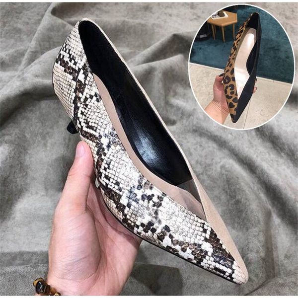 dress shoes womens v shallow out pointed toe snake leopard skin pattern stitching suede leather stilettos heels c642, Black
dress shoes womens v shallow out pointed toe snake leopard skin pattern stitching suede leather stilettos heels c642, Black
