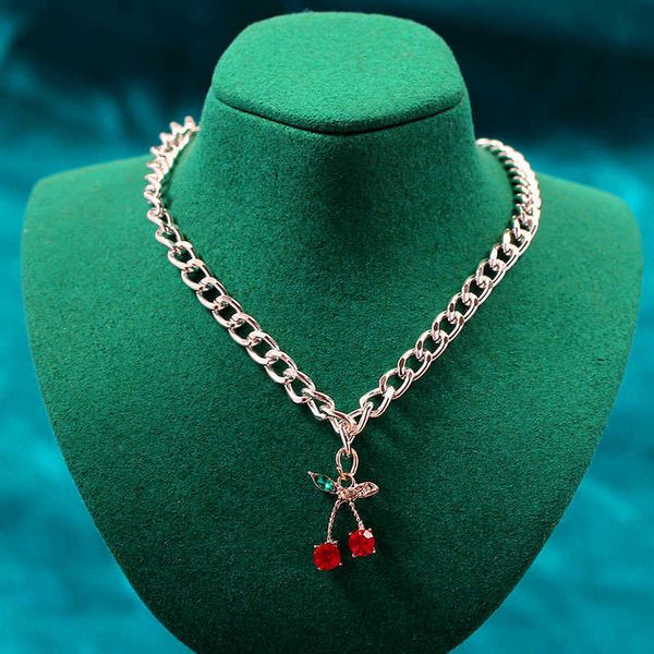 designer necklace fashion shiny cherry crystal pendant for women gold silver color metal choker statement jewelry party gift
designer necklace fashion shiny cherry crystal pendant for women gold silver color metal choker statement jewelry party gift