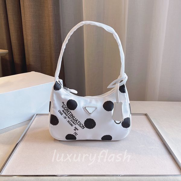 summer newtest designers shoulder bags polka dot ladies tote bag handbags fashion 2021 canvas purse luxurys simple handbag
summer newtest designers shoulder bags polka dot ladies tote bag handbags fashion 2021 canvas purse luxurys simple handbag