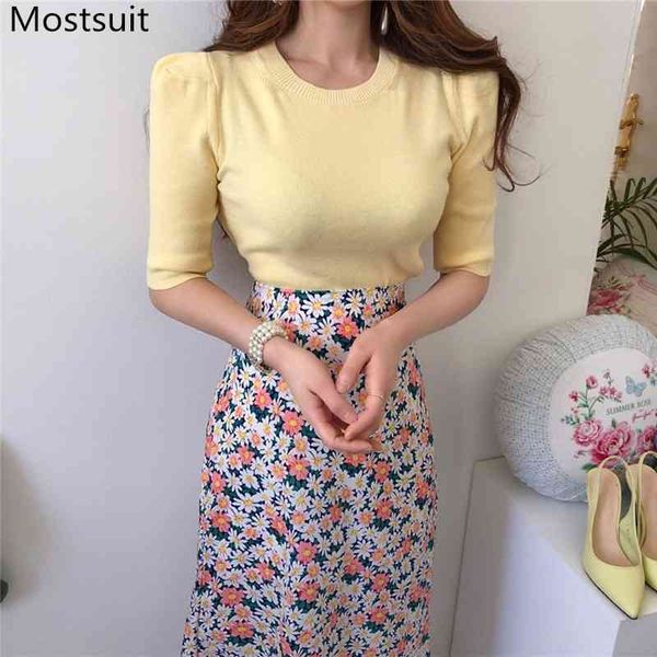 summer korean fashion two piece skirt sets women yellow knitted + high elastic waist printed long elegant suits 210518, White
summer korean fashion two piece skirt sets women yellow knitted + high elastic waist printed long elegant suits 210518, White