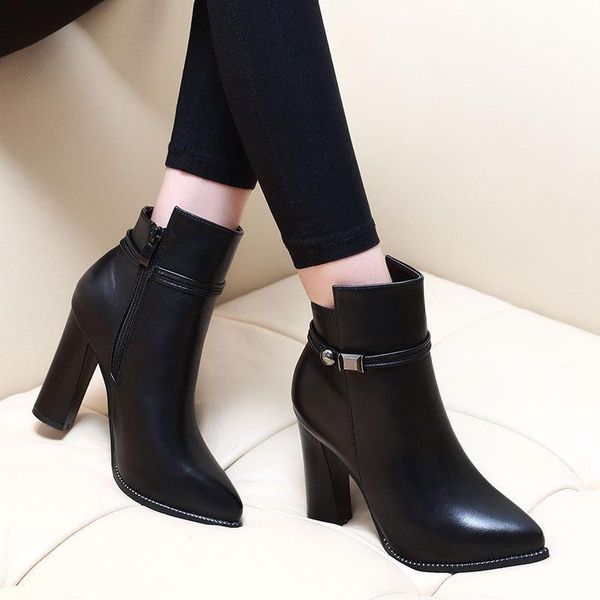 boots comfortable metal star high heeled women's pointed fall winter 2021 thick heel short, Black
boots comfortable metal star high heeled women's pointed fall winter 2021 thick heel short, Black