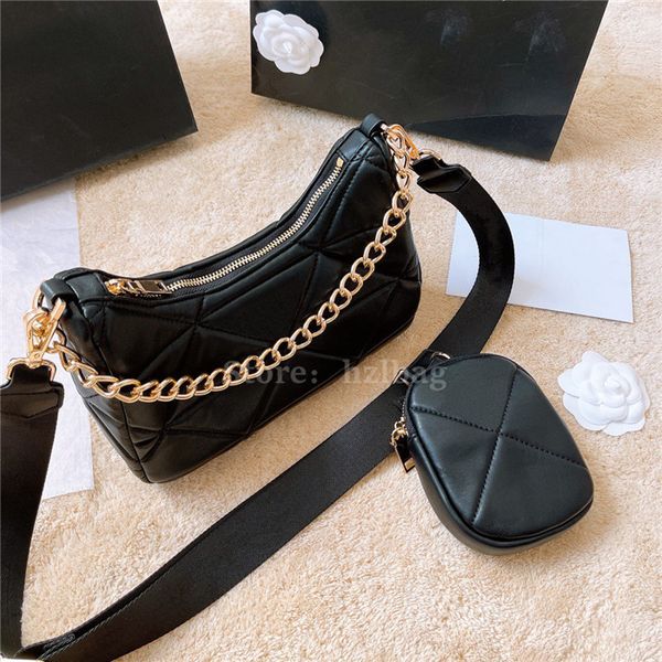 re-nylon padded hobo bag hip hop chain padded triangle quilting nylon shoulder strap metal triangle cross body re edition 2005 nylon bag
re-nylon padded hobo bag hip hop chain padded triangle quilting nylon shoulder strap metal triangle cross body re edition 2005 nylon bag