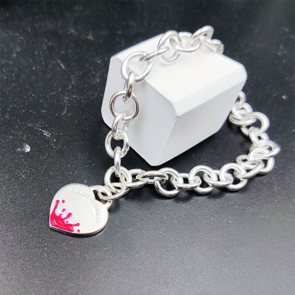 2022 brand original jewelry cuff designer pink enamel water splash heart pendant women's fashion simple high-end thick chain bracelet, White
2022 brand original jewelry cuff designer pink enamel water splash heart pendant women's fashion simple high-end thick chain bracelet, White