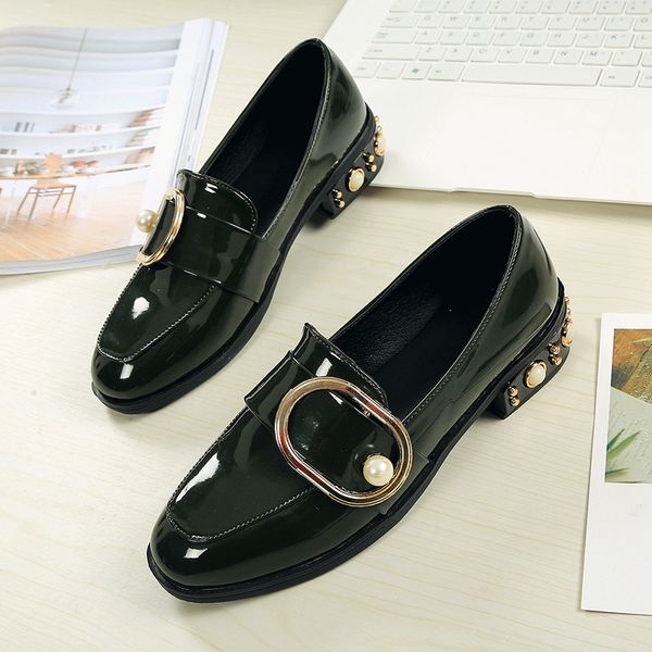 2021 pearl patent leather oxfords women shoes female casual shoes woman plus size slip on fashion round toe platform shoes a3t6, Black
2021 pearl patent leather oxfords women shoes female casual shoes woman plus size slip on fashion round toe platform shoes a3t6, Black