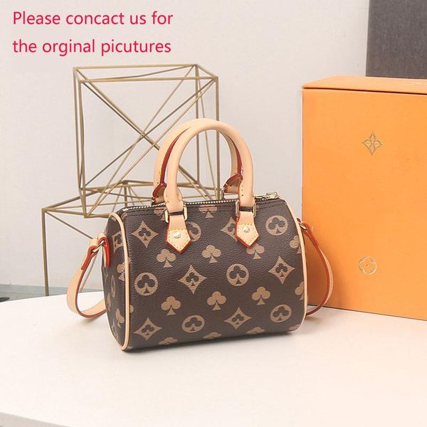 evening bags fashion women shoulder brand designers pillow large capacity bucket bag retro british style handbags versatile autumn
evening bags fashion women shoulder brand designers pillow large capacity bucket bag retro british style handbags versatile autumn