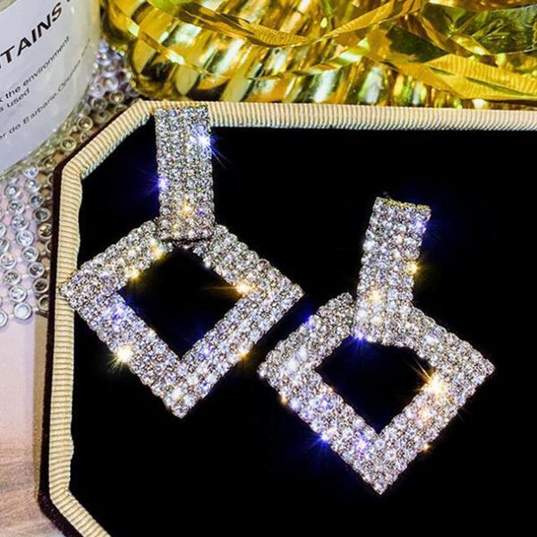 rhinestone earings 2021 trendy exaggerated large stud earrings wild long for women brincos fashion jewelry bijoux, Golden;silver
rhinestone earings 2021 trendy exaggerated large stud earrings wild long for women brincos fashion jewelry bijoux, Golden;silver