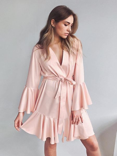 women's sleepwear latern sleeve peignoirs for women home dresses patchwork mini robe clothing ruffle bathrobe female satin nightgown ro, Black;red
women's sleepwear latern sleeve peignoirs for women home dresses patchwork mini robe clothing ruffle bathrobe female satin nightgown ro, Black;red