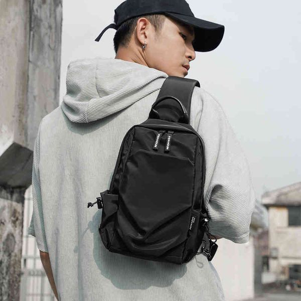 fashion trend business chest bag men's single shoulder messenger outdoor leisure large capacity, Black;red
fashion trend business chest bag men's single shoulder messenger outdoor leisure large capacity, Black;red