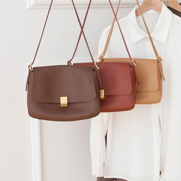 2021 brown medium leather lock korean solid single shoulder small horizontal square messenger bagn2jr
2021 brown medium leather lock korean solid single shoulder small horizontal square messenger bagn2jr