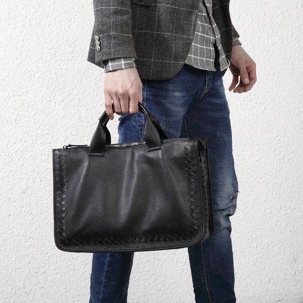 men's handbag leather leisure knitting large capacity briefcase single shoulder messenger bag head briefcases
men's handbag leather leisure knitting large capacity briefcase single shoulder messenger bag head briefcases