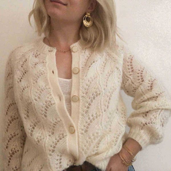 women's sweaters sweater chic knitting jumper women autumn winter puffed sleeve o neck mohair wool casual sweater vintage cardigan femm, White;black
women's sweaters sweater chic knitting jumper women autumn winter puffed sleeve o neck mohair wool casual sweater vintage cardigan femm, White;black