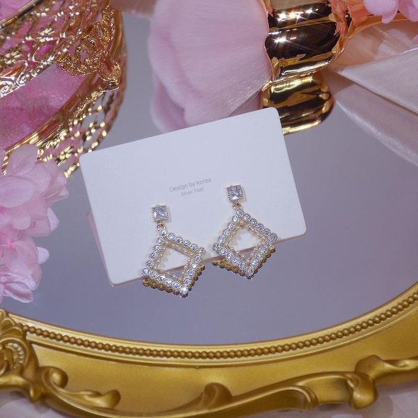 dangle & chandelier gold plated exquisite shining micro inlaid square drop earrings women zirconia pearl earring korean fashion party jewelr, Silver
dangle & chandelier gold plated exquisite shining micro inlaid square drop earrings women zirconia pearl earring korean fashion party jewelr, Silver