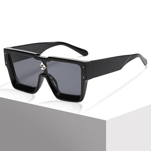 sunglasses fashion style uv protective eyewear men's and women's outdoor, White;black
sunglasses fashion style uv protective eyewear men's and women's outdoor, White;black