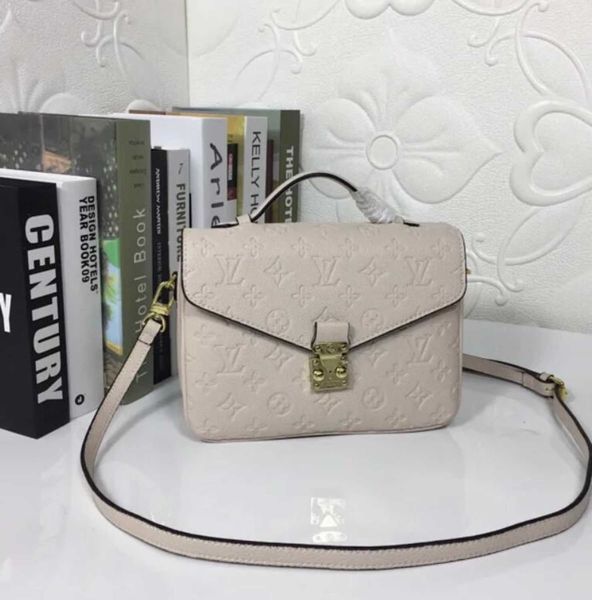 shoulder brand designer luxury totes m40780 ladies handbag bags full leather embossed shoulder body bag handbags iconic cross handles ba
shoulder brand designer luxury totes m40780 ladies handbag bags full leather embossed shoulder body bag handbags iconic cross handles ba