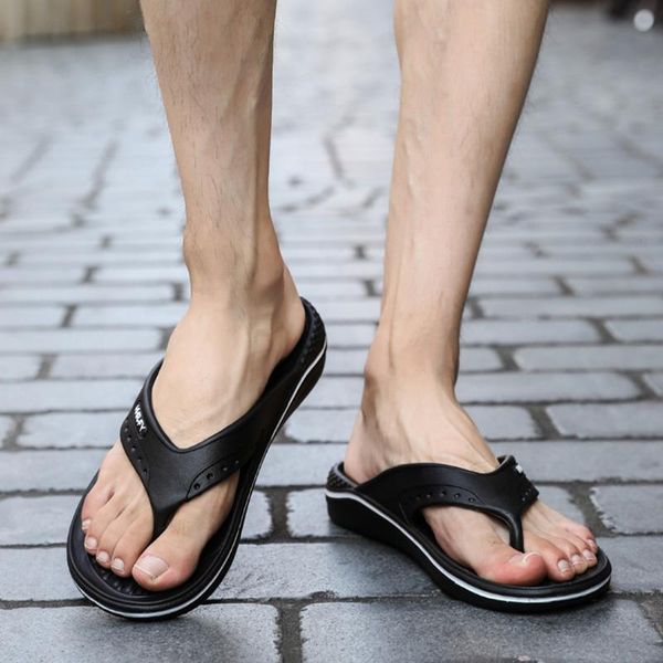 slippers 2021 luxury men's fashion outdoor for casual summer flip flop home shoes beach anti-slip slipper slides, Black
slippers 2021 luxury men's fashion outdoor for casual summer flip flop home shoes beach anti-slip slipper slides, Black
