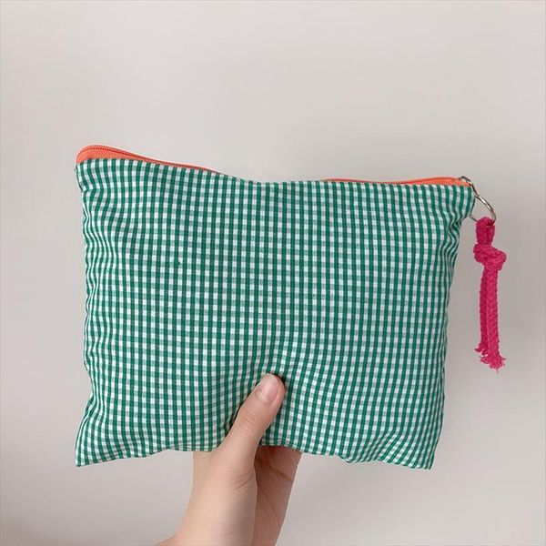 women plaid makeup fashion cotton cosmetic bag zipper pouch multipurpose for travel bath bags organizer toiletry wash
women plaid makeup fashion cotton cosmetic bag zipper pouch multipurpose for travel bath bags organizer toiletry wash