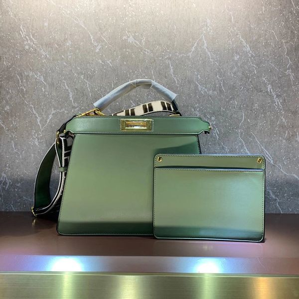 womens genuine medium handbag ladies black leather tote with classic twist locks letter shoulder strap bag
womens genuine medium handbag ladies black leather tote with classic twist locks letter shoulder strap bag