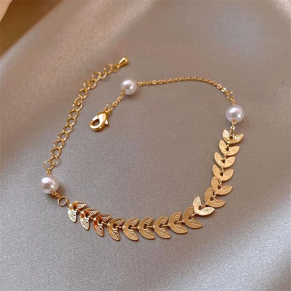 charm bracelets 2021 korean simple metal wheat leaf bracelet elegant pearl chain female design fashion jewelry personality gifts, Golden;silver
charm bracelets 2021 korean simple metal wheat leaf bracelet elegant pearl chain female design fashion jewelry personality gifts, Golden;silver