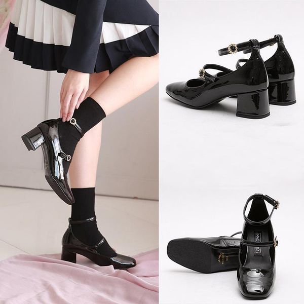 dress shoes 2021 spring and autumn women's high heels french girl patent leather word with thick square head mary jane1, Black
dress shoes 2021 spring and autumn women's high heels french girl patent leather word with thick square head mary jane1, Black