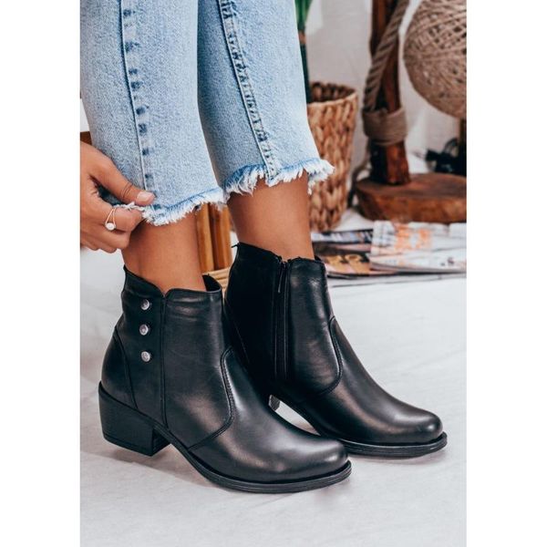 boots black color genuine leather season 2021 fashion winter autmn comfortable standard mold women lady female shoes
boots black color genuine leather season 2021 fashion winter autmn comfortable standard mold women lady female shoes