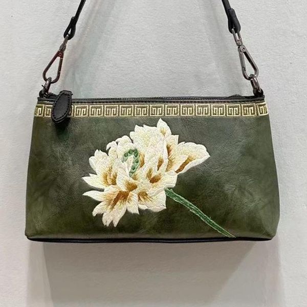 evening bags bag female 2021 pu leather retro chinese style embroidery women's shoulder wild personality messenger
evening bags bag female 2021 pu leather retro chinese style embroidery women's shoulder wild personality messenger