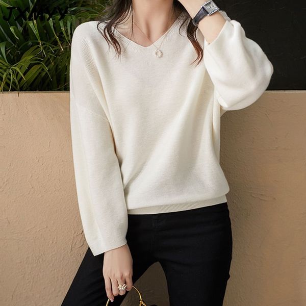 2021 autumn and winter new v-neck knitted woolen with womens nine-point sleeve short knit sweater bottoming shirt top, White;black
2021 autumn and winter new v-neck knitted woolen with womens nine-point sleeve short knit sweater bottoming shirt top, White;black