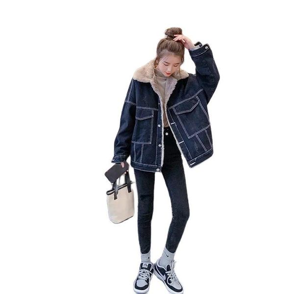 women's trench coats denim jacket women autumn winter 2021 overcoat plus velvet thick cowboy coat loose large size cotton outwear femal, Tan;black
women's trench coats denim jacket women autumn winter 2021 overcoat plus velvet thick cowboy coat loose large size cotton outwear femal, Tan;black