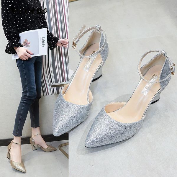 dress shoes hollow word buckle thick with sequins silver high heels female pointed wild fashion french girl performance etiquette ol, Black
dress shoes hollow word buckle thick with sequins silver high heels female pointed wild fashion french girl performance etiquette ol, Black