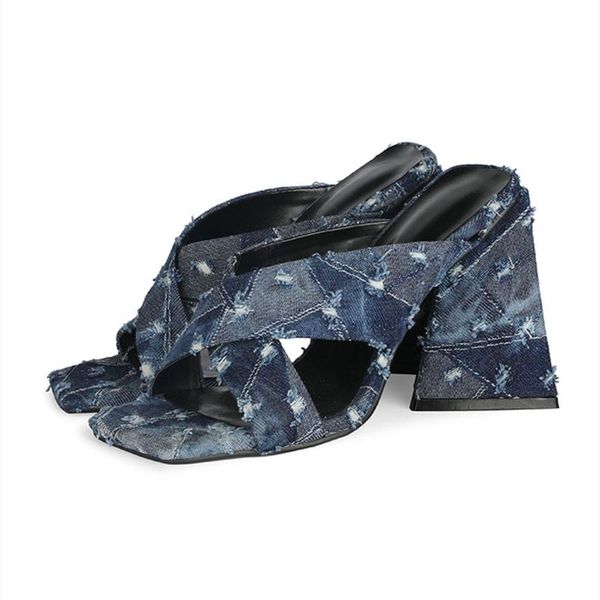 sandals trendy letter print cross band open toe summer high heel big size 45 women dress shoes, Black
sandals trendy letter print cross band open toe summer high heel big size 45 women dress shoes, Black