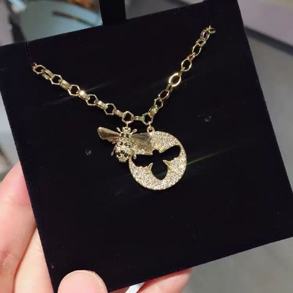 shijia alloy plated 18k gold necklace gold diamond inlaid little bee hollow necklace, Silver
shijia alloy plated 18k gold necklace gold diamond inlaid little bee hollow necklace, Silver