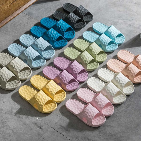 new soft bottom thickened home slippers eva four-season antibacterial men's and women's sandals anti-slip couple bathroom shoes h0, Black
new soft bottom thickened home slippers eva four-season antibacterial men's and women's sandals anti-slip couple bathroom shoes h0, Black