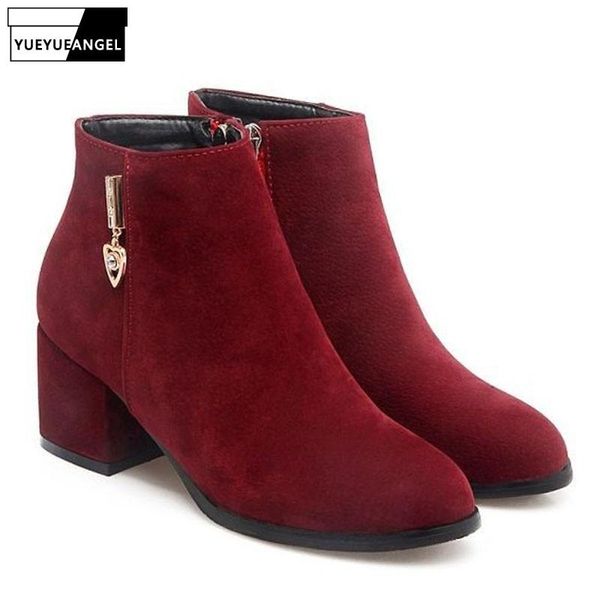 plus size 32-45 womens winter autumn ankle boots faux suede block chunky heel girls shoes elegant lovely botas mujer footwear, Black
plus size 32-45 womens winter autumn ankle boots faux suede block chunky heel girls shoes elegant lovely botas mujer footwear, Black