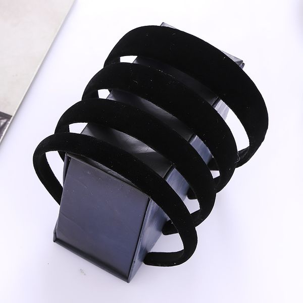 ins headdress milk silk velvet hairband autumn and winter thickened flannel black headband female, Silver
ins headdress milk silk velvet hairband autumn and winter thickened flannel black headband female, Silver