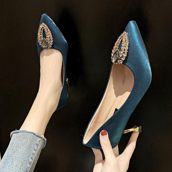 dress shoes summer women pointed toe pumps suede leisure high heels boat wedding feminino zapatillas mujer square buckle w32-37, Black
dress shoes summer women pointed toe pumps suede leisure high heels boat wedding feminino zapatillas mujer square buckle w32-37, Black