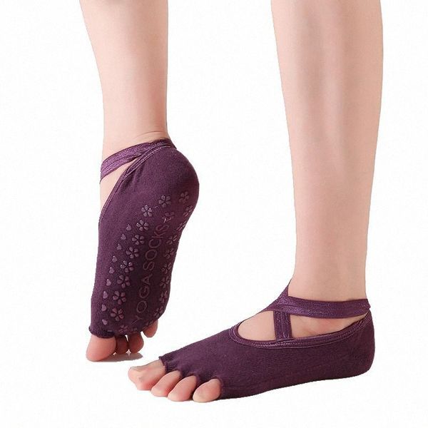 Wmoen's Socks Cross Strap Professional Anti-skid Cotton New Style Fashion Fitness Sports Comfortable Breathable Anti-friction s2v9#, Gray
Wmoen's Socks Cross Strap Professional Anti-skid Cotton New Style Fashion Fitness Sports Comfortable Breathable Anti-friction s2v9#, Gray