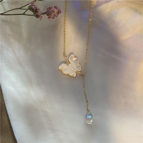 pendant necklaces butterfly fritillary necklace french elegant natural shell clavicle chain retro gentle, Silver
pendant necklaces butterfly fritillary necklace french elegant natural shell clavicle chain retro gentle, Silver