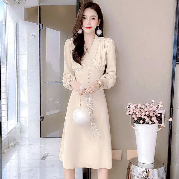 women v-neck sweater dress 2021 autumn winter pullover bottons a-line knitted dresses casual highstreet midi vestidos s279, Black;gray
women v-neck sweater dress 2021 autumn winter pullover bottons a-line knitted dresses casual highstreet midi vestidos s279, Black;gray