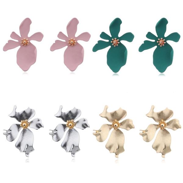 stud 2021 fashion women vintage jewelry big flower earrings metal floral statement pendientes brincos girl party gifts, Golden;silver
stud 2021 fashion women vintage jewelry big flower earrings metal floral statement pendientes brincos girl party gifts, Golden;silver