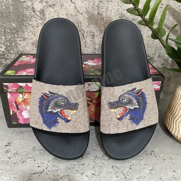 2021 men women slides summer slippers beach indoor luxury flat sandals flip flops spike sandal eur 36-46, Black
2021 men women slides summer slippers beach indoor luxury flat sandals flip flops spike sandal eur 36-46, Black
