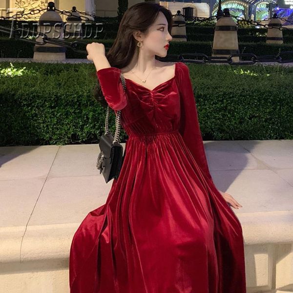 casual dresses 2021 retro v neck women dress velvet temperament long female, Black;gray
casual dresses 2021 retro v neck women dress velvet temperament long female, Black;gray