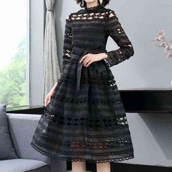 autumn ethnic style retro-embroidered soluble in water flowers fine adjustment dress women's clothes, Black;gray
autumn ethnic style retro-embroidered soluble in water flowers fine adjustment dress women's clothes, Black;gray