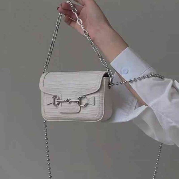 2022 latest models handbag wholesale french minority bag lizard mini chain single shoulder bag personalized women's 
2022 latest models handbag wholesale french minority bag lizard mini chain single shoulder bag personalized women's