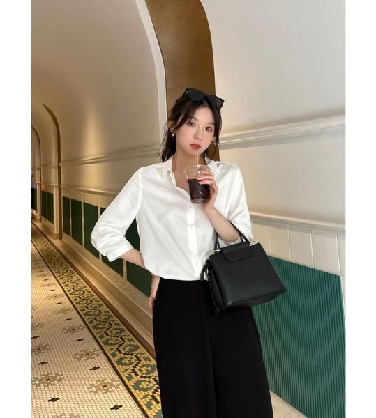women's jackets twill simple satin wrinkle resistant vertical 7 / 4 sleeve casual non iron versatile white shirt blouse, Black;brown
women's jackets twill simple satin wrinkle resistant vertical 7 / 4 sleeve casual non iron versatile white shirt blouse, Black;brown